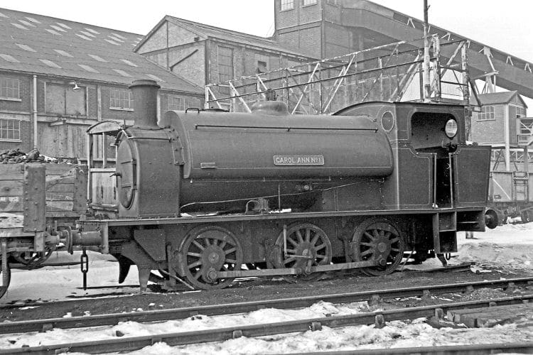 洋書 THE CANNOCK CHASE COALFIELD AND ITS COAL 洋書 THE CANNOCK CHASE COALFIELD AND ITS COAL The Cannock