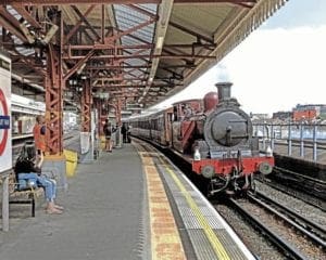 Farewell steam specials on District Line