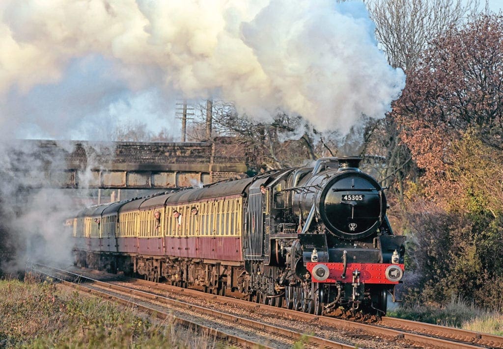 LMS Black 5 No. 45305 ‘Alderman A E Draper’ climbs past Woodthorpe. Photo credit: Graham Nuttall.