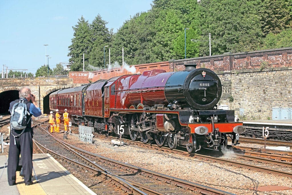 LMS Princess Royal Pacific No. 6201 Princess Elizabeth