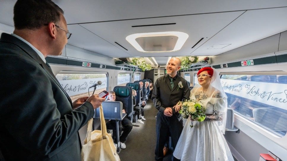 Wedding ceremony performed on train journey from Paddington to Swansea - Vimarsana News