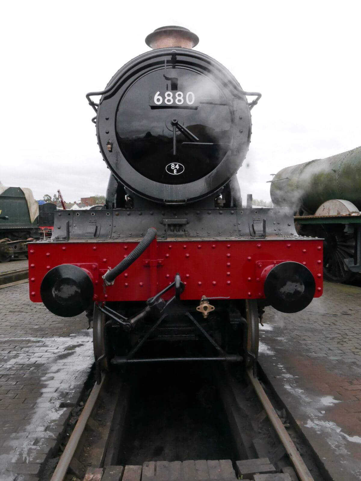 Front view of Great Western Railway's 4-6-0 No. 688 Betton Grange