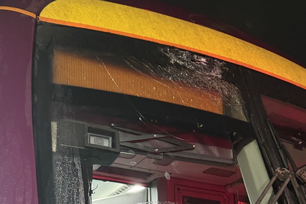 Trains targeted in ‘incredibly dangerous’ attacks as objects thrown from bridge | The Railway Hub